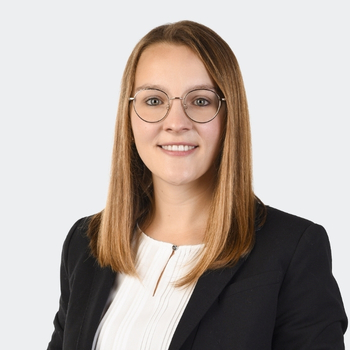 Porträt von Jil, Software Engineer bei BSI Software