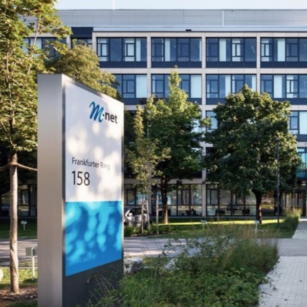 Exterior view of M-net headquarters in Munich – M-net relies on BSI Software for personalized customer management