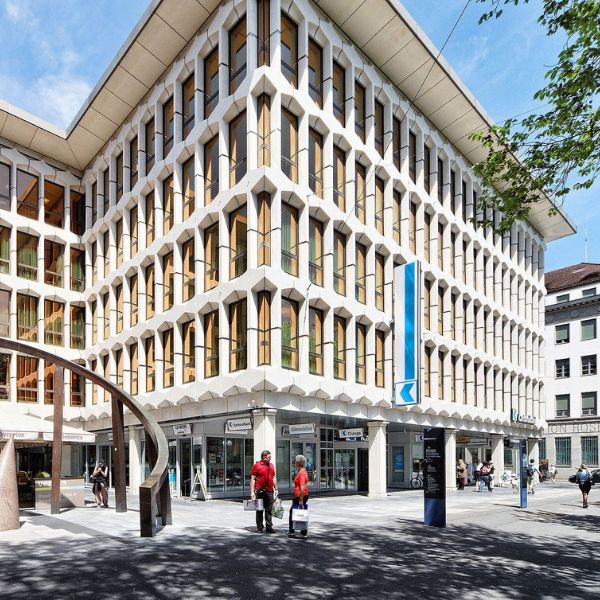 Exterior view of Luzerner Kantonalbank (LUKB) in Lucerne – a BSI Software banking customer using the BSI Customer Suite to deliver a seamless customer experience.